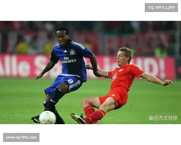 法甲联赛中扑救瞬间精彩回顾:守门员的关键时刻与高光表现 法甲联赛中扑救瞬间精彩回顾:守门员的关键时刻与高光表现